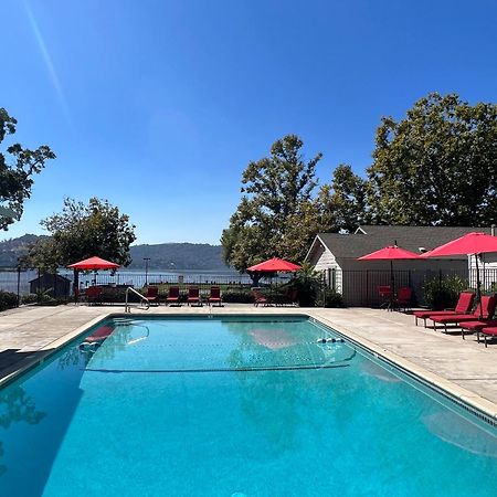 Clear Lake Cottages & Marina Clearlake Exterior photo