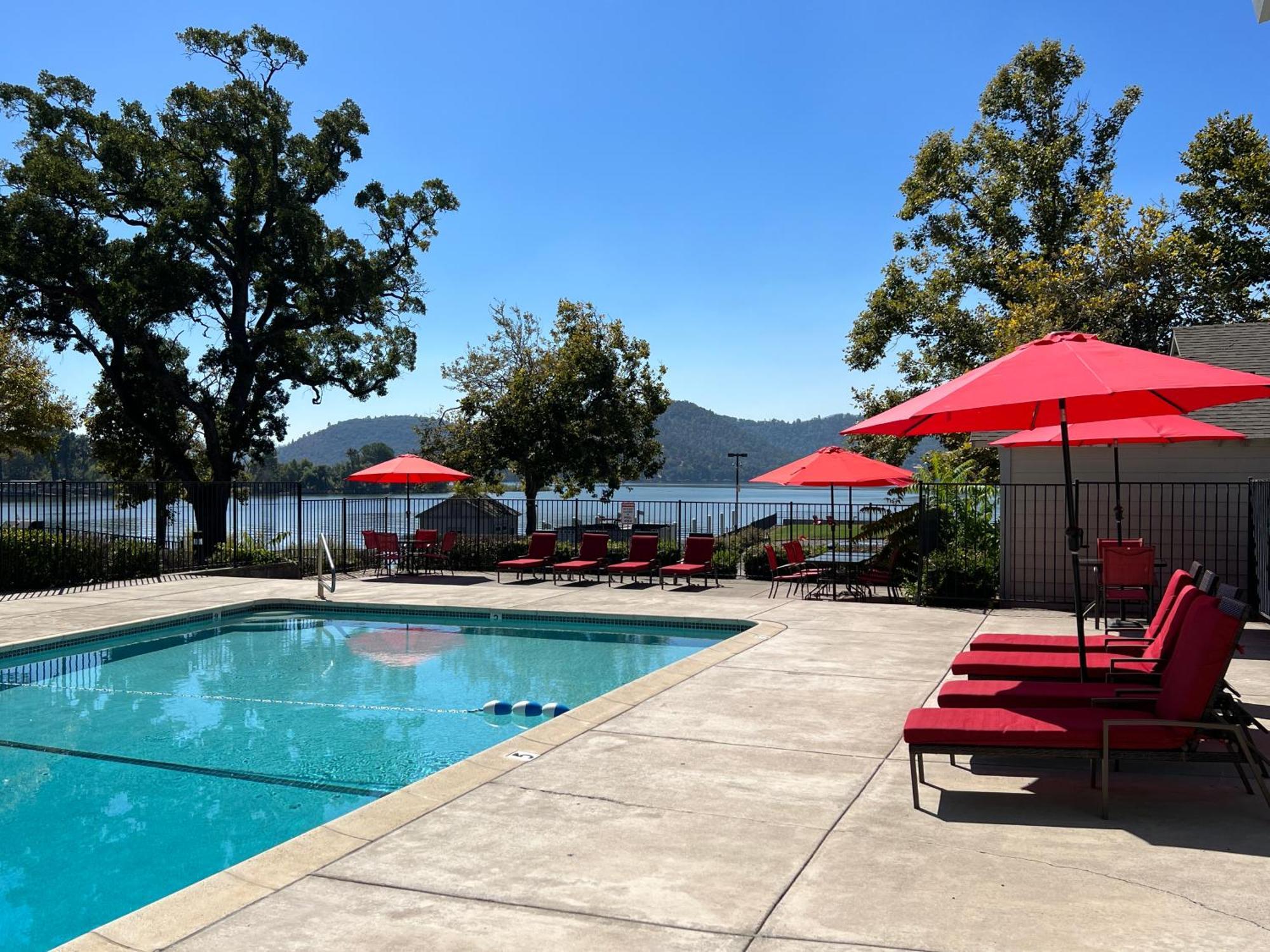 Clear Lake Cottages & Marina Clearlake Exterior photo