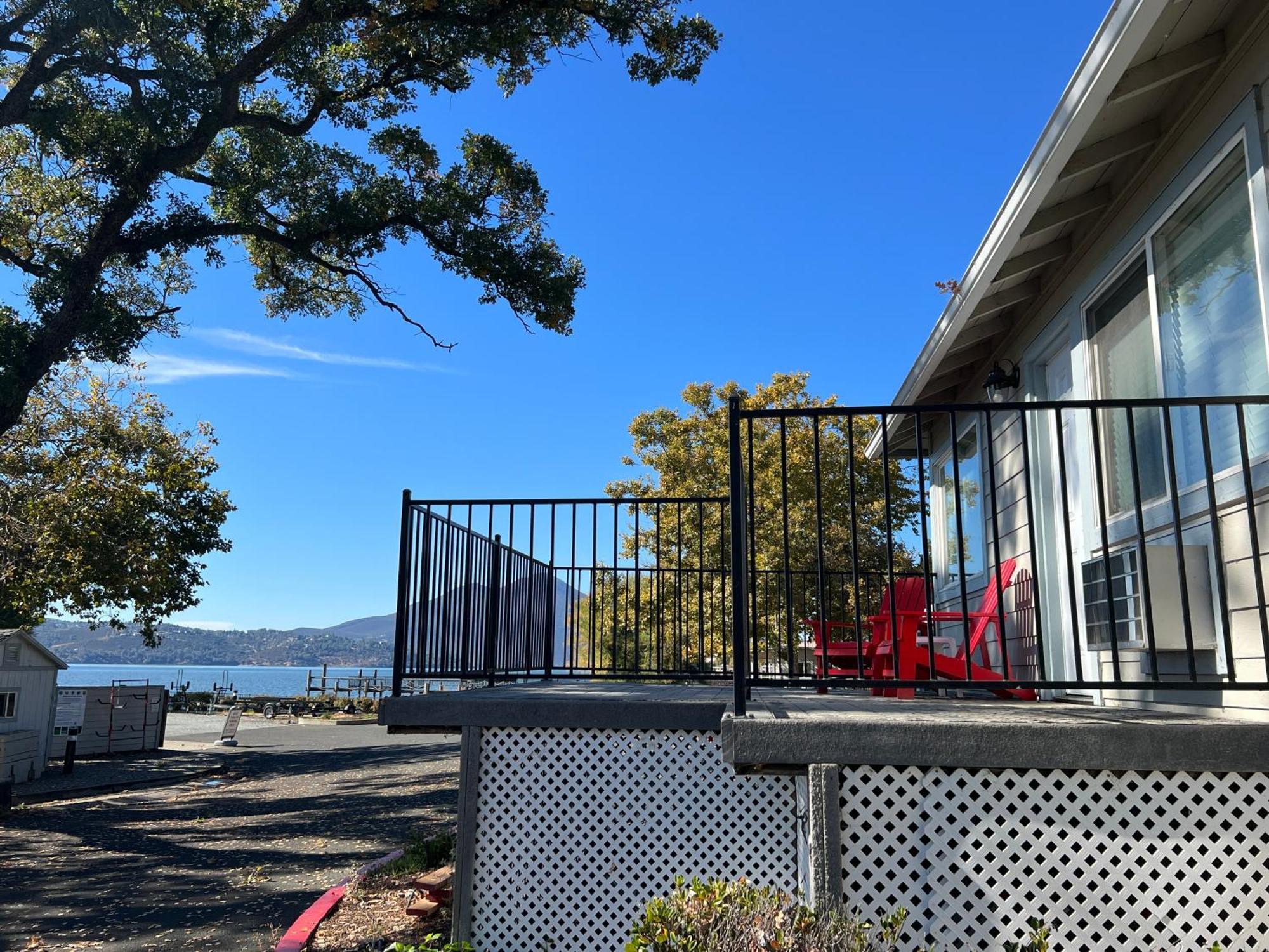Clear Lake Cottages & Marina Clearlake Exterior photo