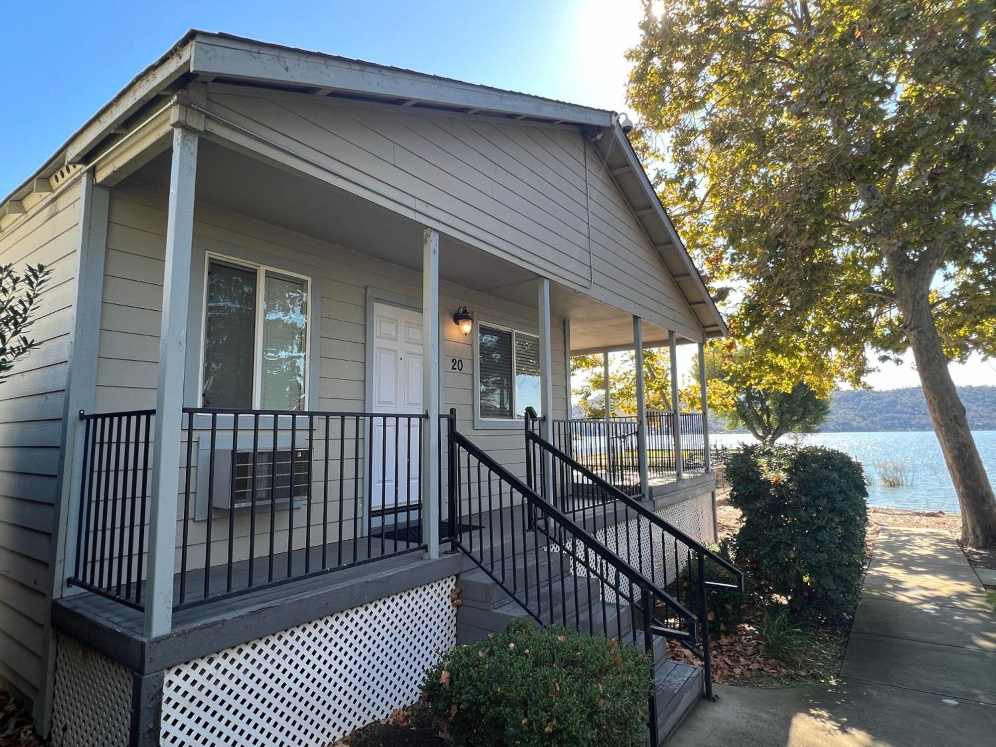 Clear Lake Cottages & Marina Clearlake Exterior photo