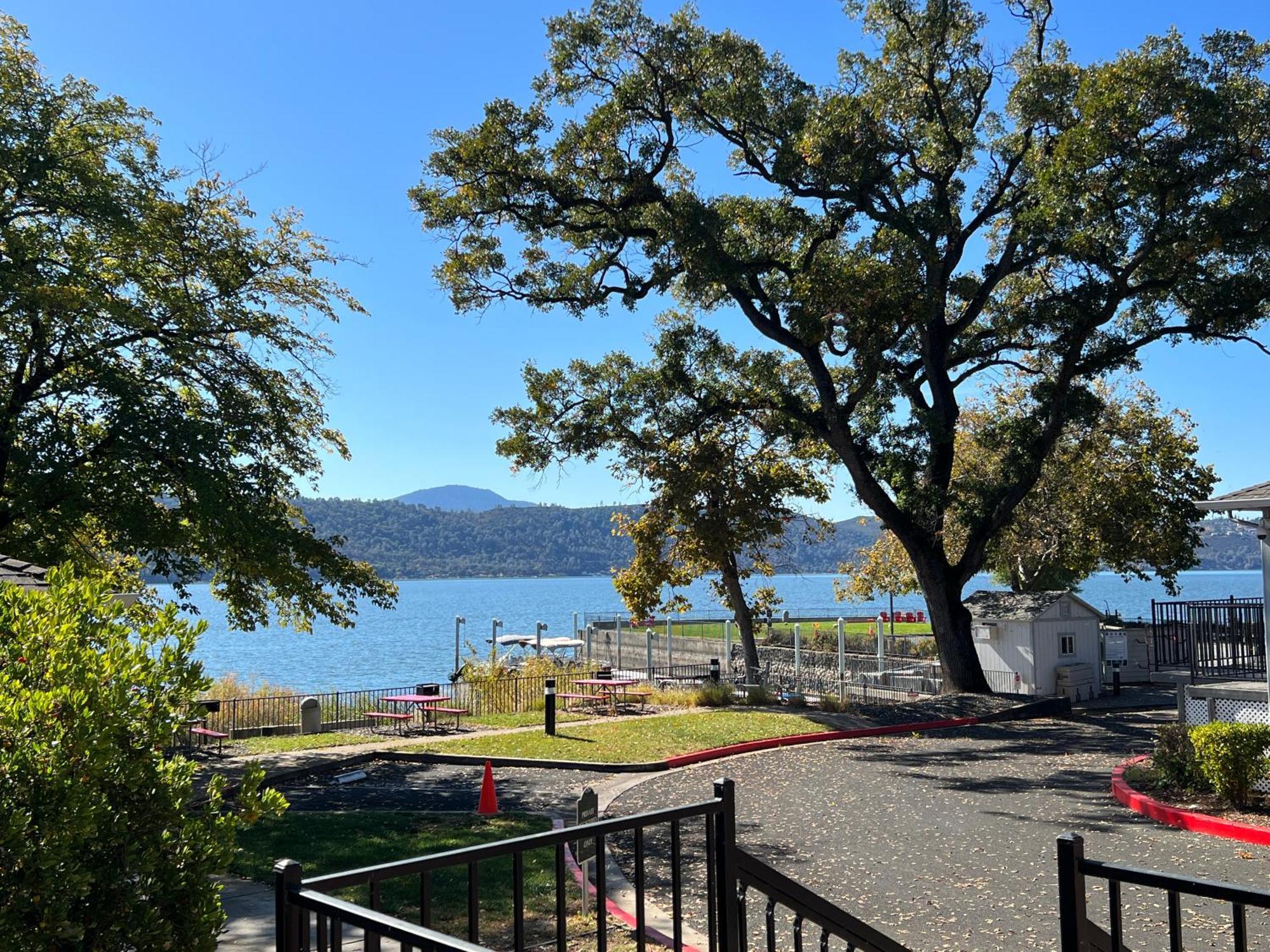 Clear Lake Cottages & Marina Clearlake Exterior photo